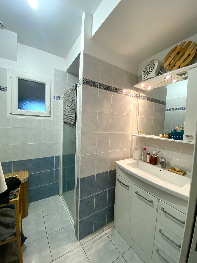 Photo A LOUER - ETRELLES - MAISON image 4/6