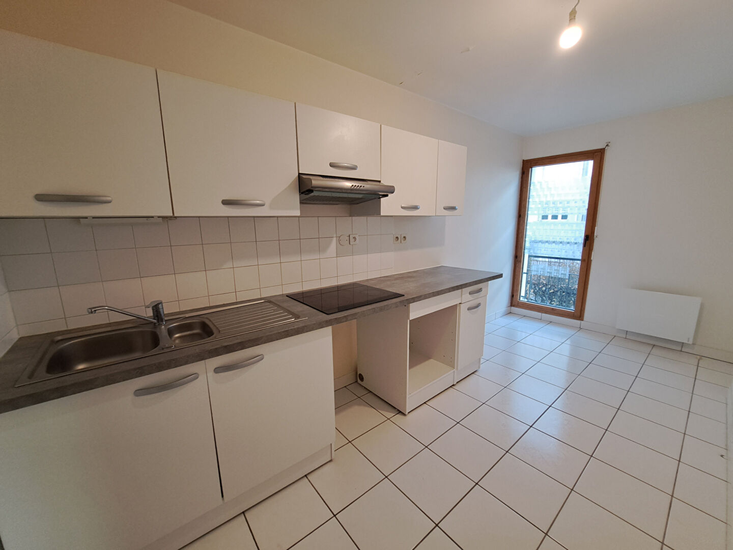 Photo Appartement T3 de 64.69 m²  en étage élevé dans une résidence avec ascenseur image 5/6