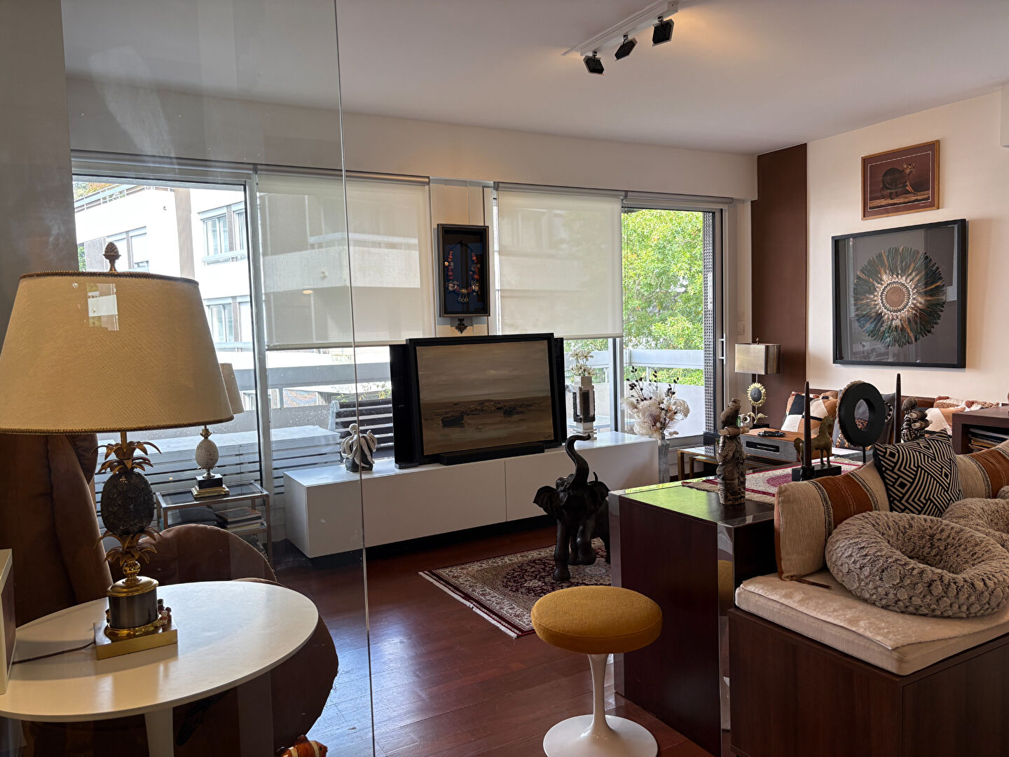 Photo Appartement T2 de 56 m²  au 4e étage avec ascenseur dans une résidence entourée de verdure image 4/6