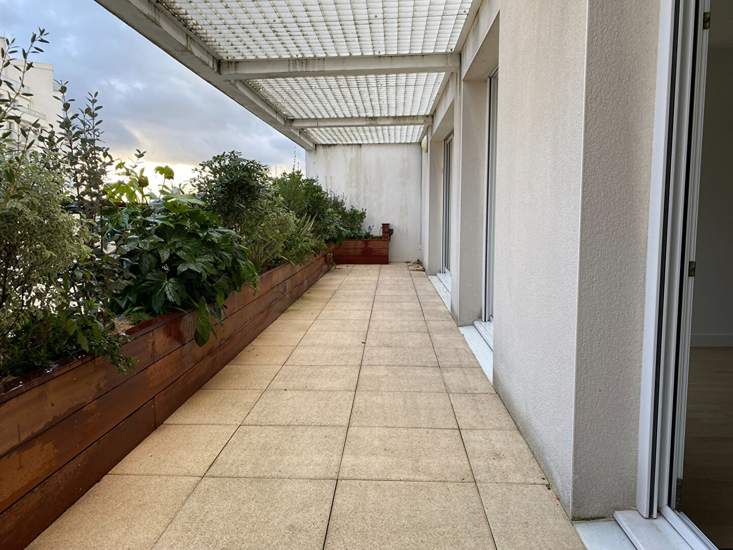 Photo Bel appartement duplex de 166 m² avec deux terrasses sud et ouest dans un immeuble de standing avec ascenseur très calme image 3/6