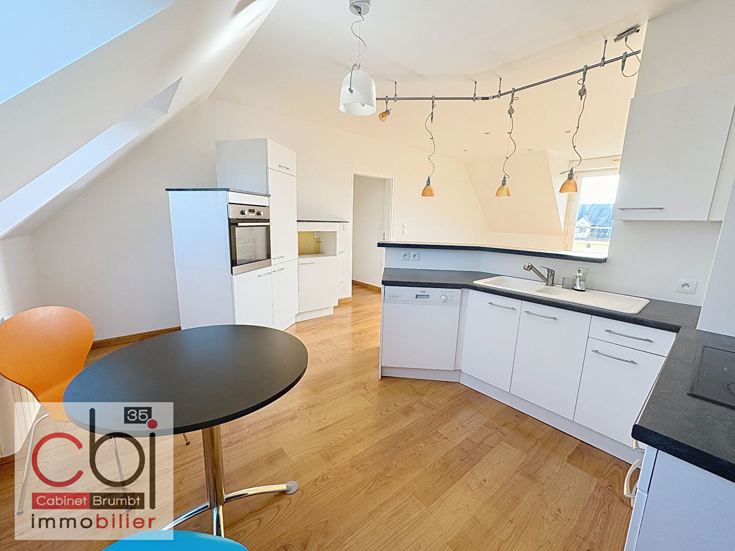 Photo À VENDRE  Appartement T3 dernier étage avec terrasse plein sud à CHANTEPIE (35135) image 3/6