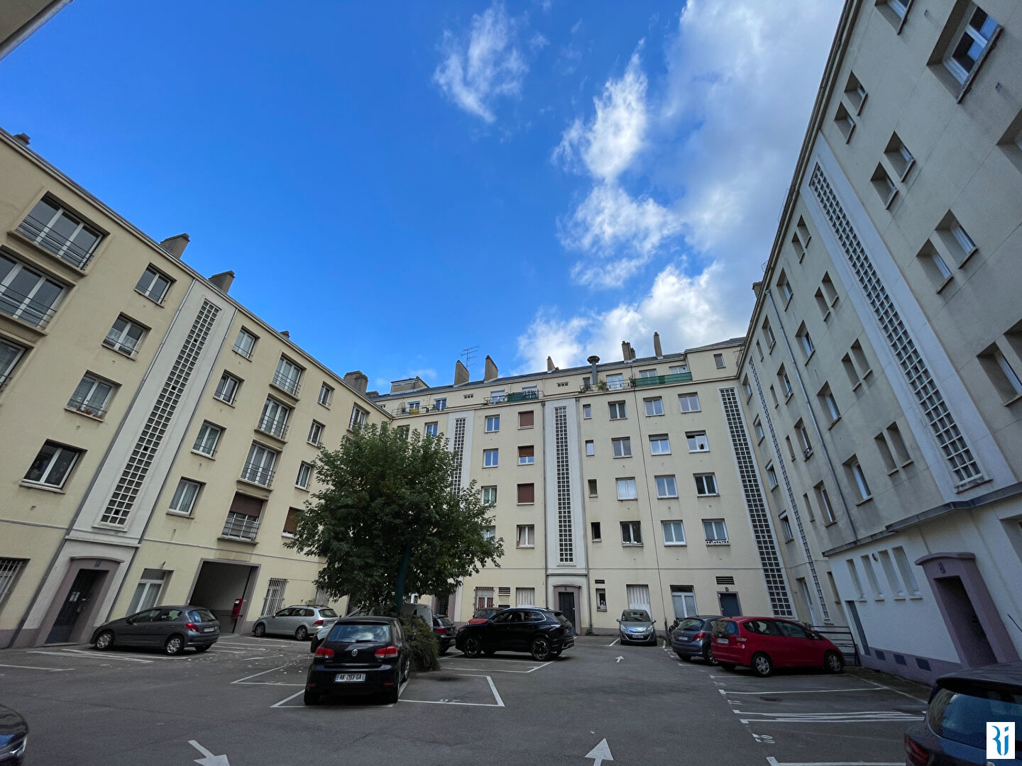 Rue de la Tour de Beurre