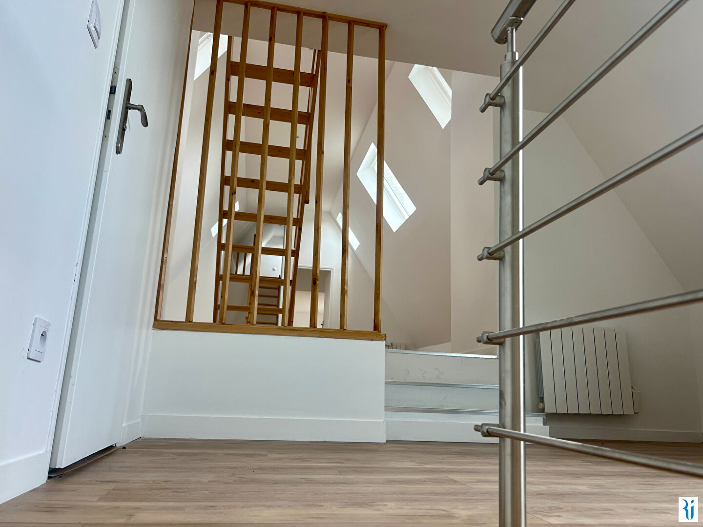 Photo Beau T3 Duplex  62m²  - Centre-ville Evreux image 2/5