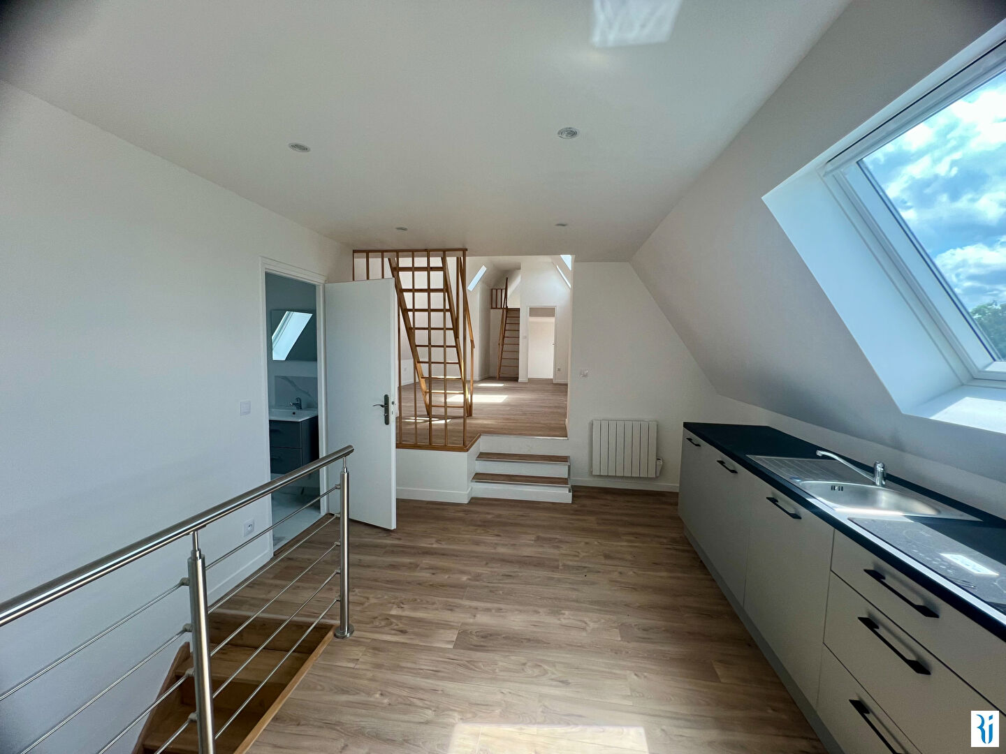 Photo Beau T3 Duplex  62m²  - Centre-ville Evreux image 4/5