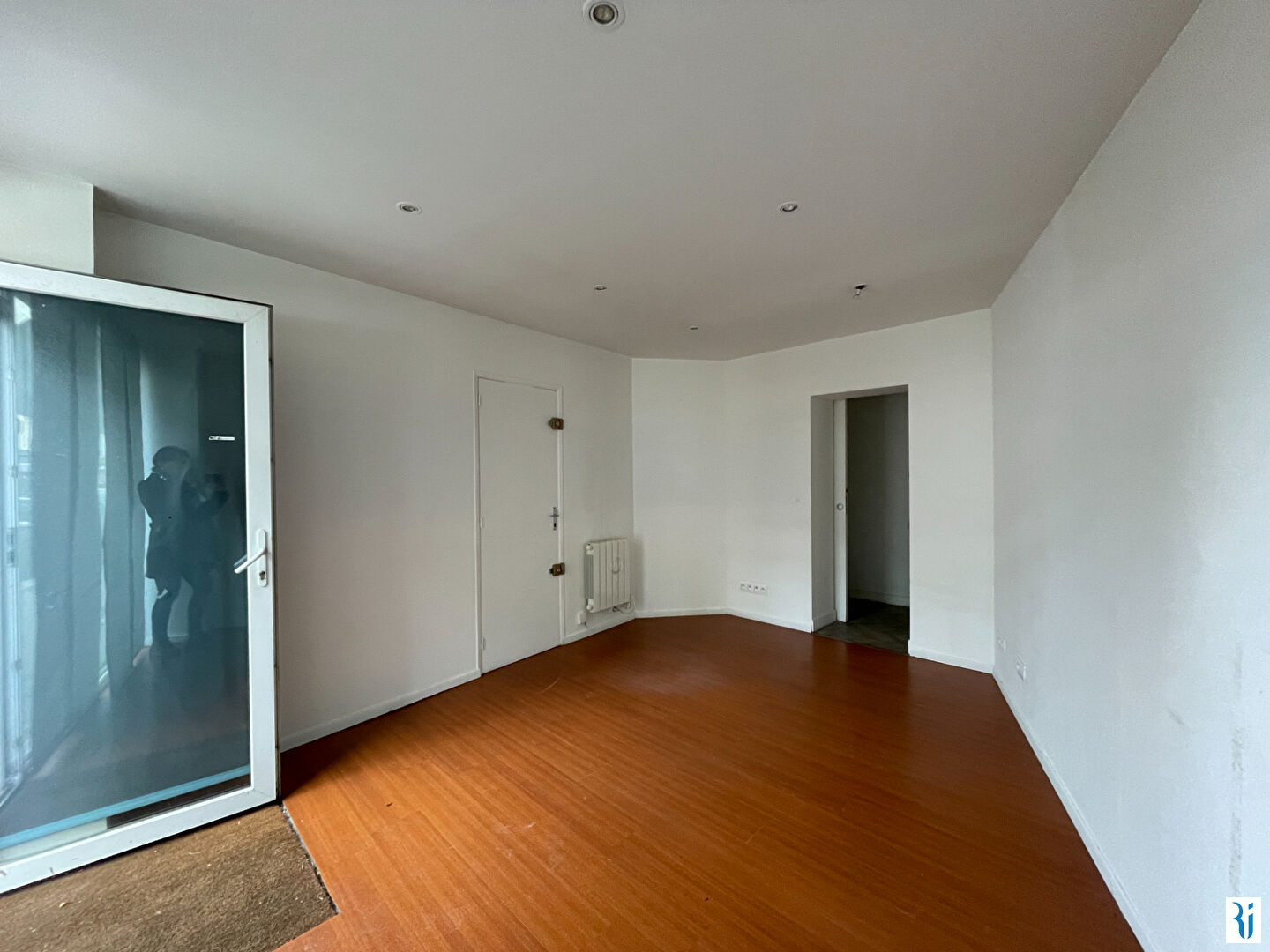 Photo Local commercial Rouen 19 m2 image 1/5