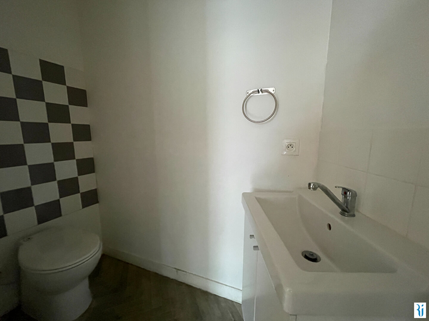 Photo Local commercial Rouen 19 m2 image 4/5