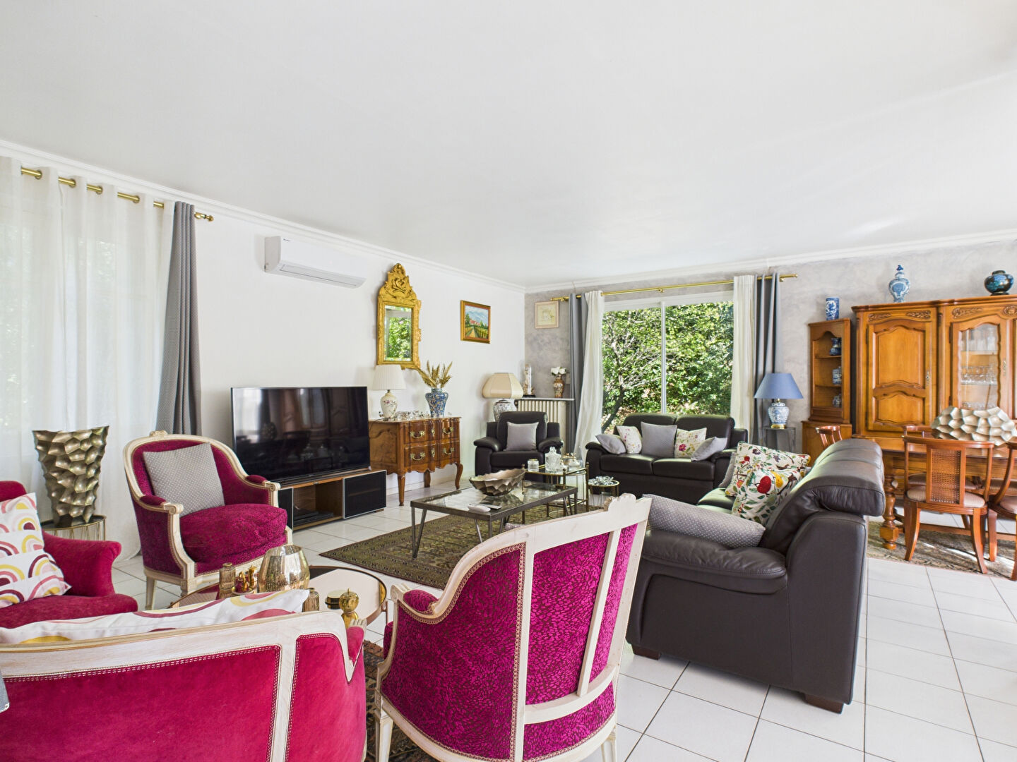 Photo EXCLUSIVITE //  Maison avec dépendance / Villeneuve Les Avignon 8 pièces 194 m2 image 6/6