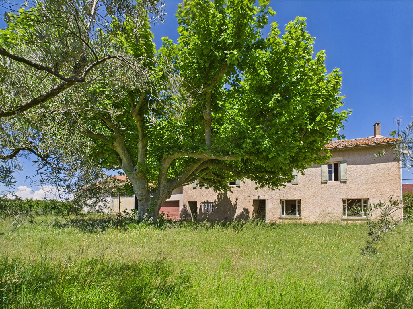 mas Robion 6 pièce(s) 230 m²