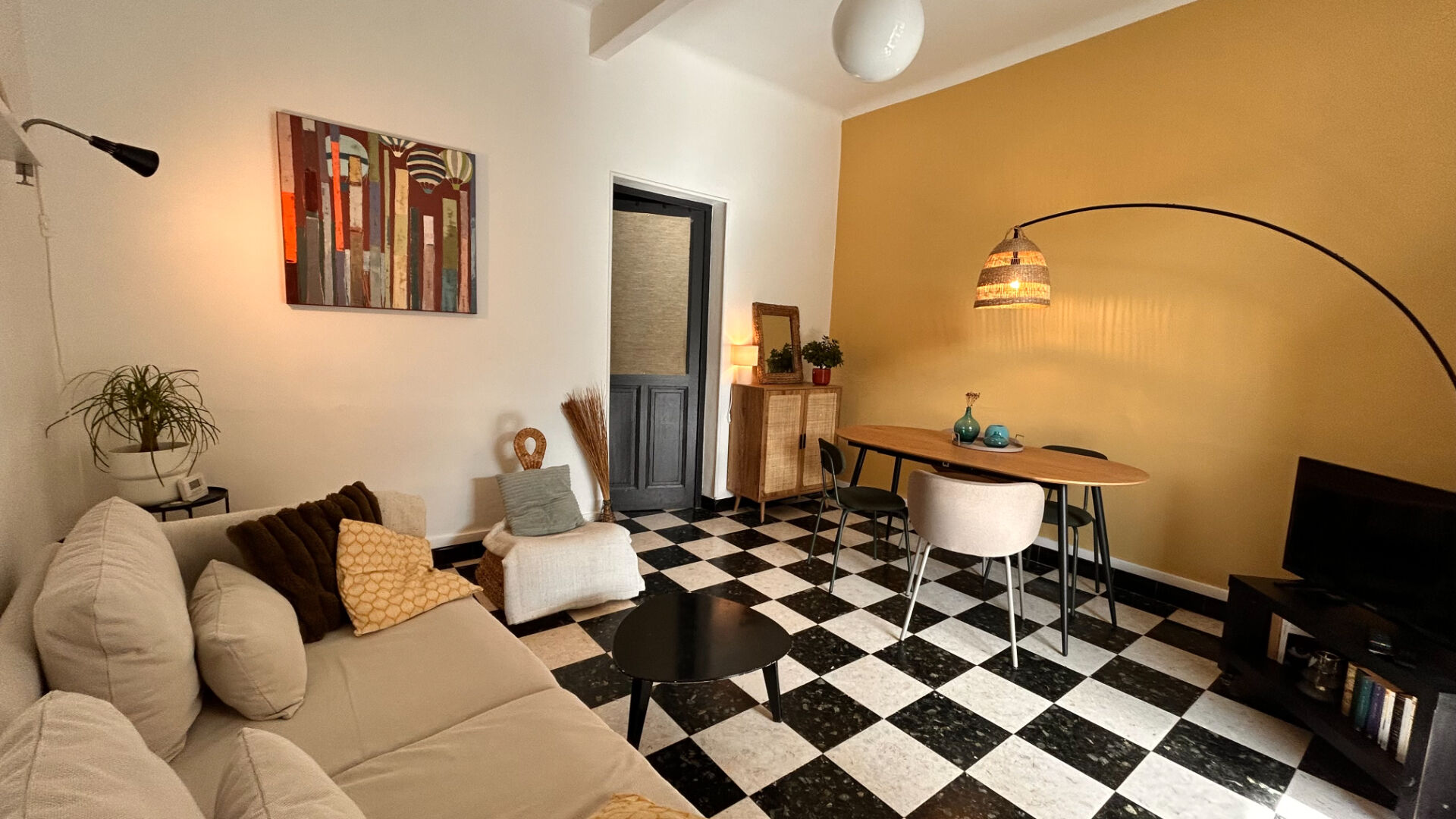 Agence immobilière de Cabinet House ,  Co - Cabinet House ,  Co