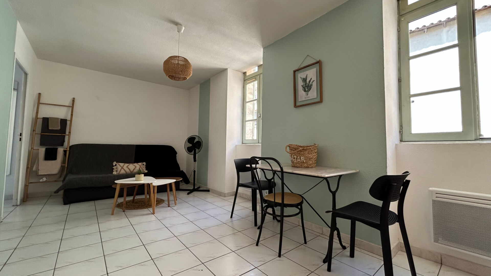 Photo A LOUER // studio de 22.80 m² en intra-muros AVIGNON image 2/6
