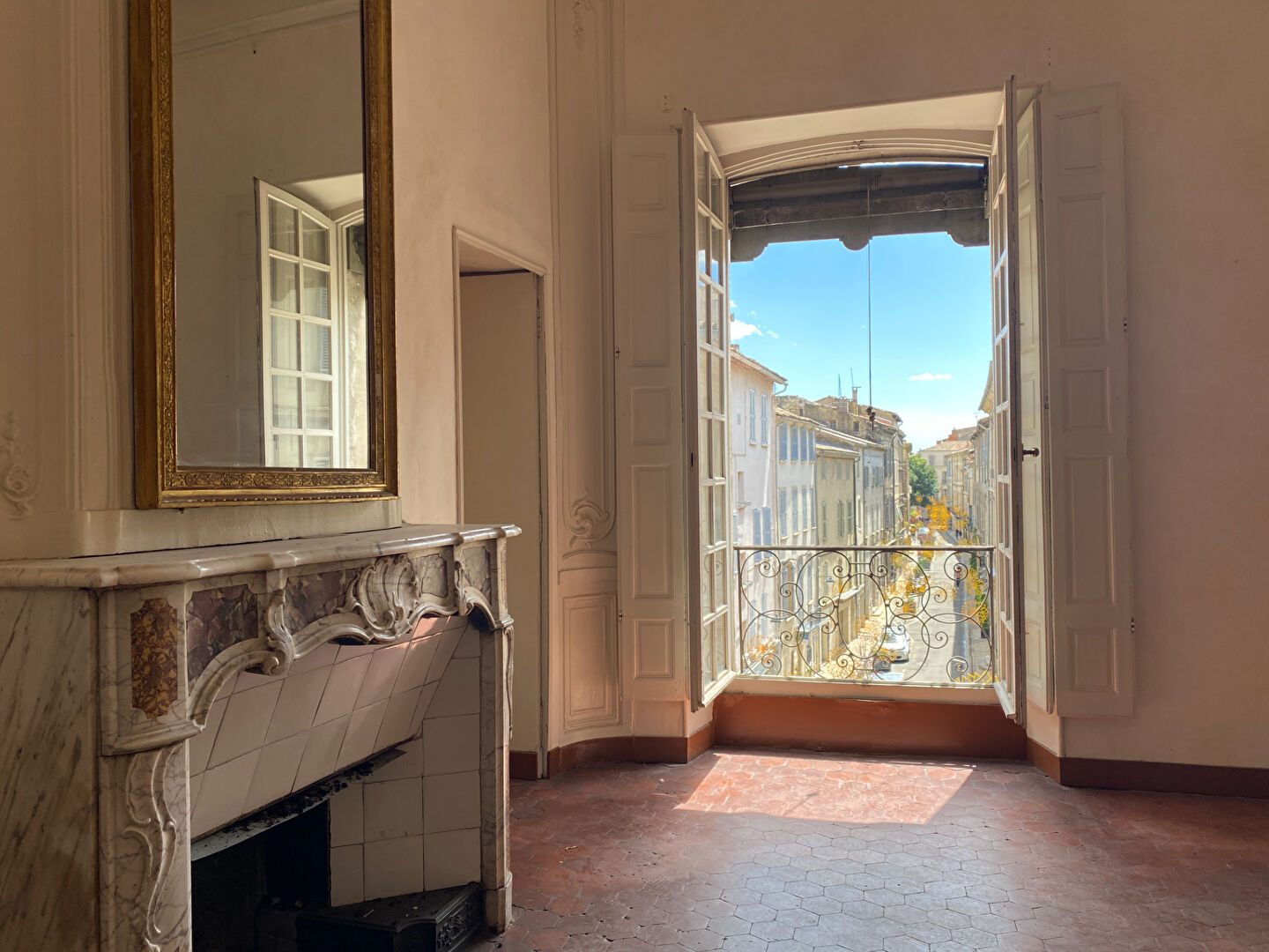 Agence immobilière de Cabinet House ,  Co - Cabinet House ,  Co