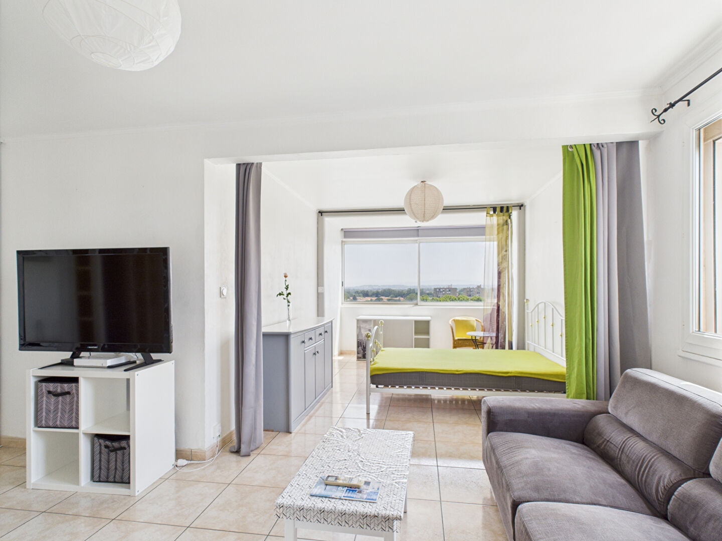 APPARTEMENT / 76m2 - T3 / Lumineux avec vue dégagée + Cave