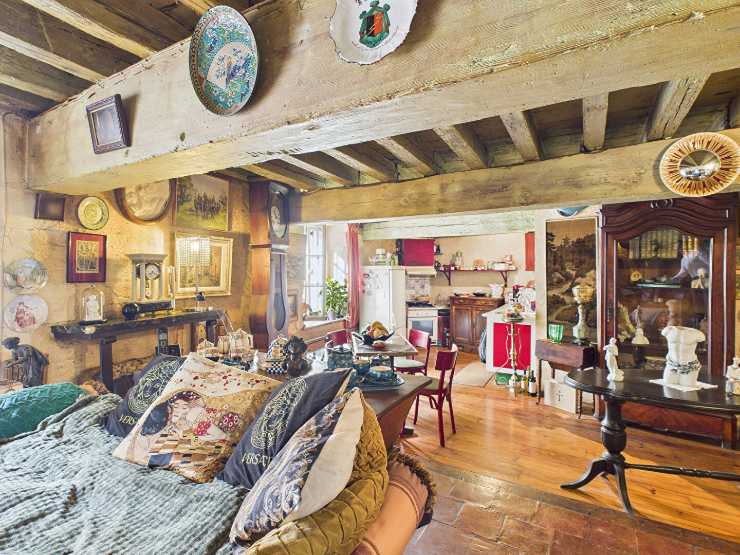 Photo Appartement Avignon IM 2 pièce(s) 70 m2 avec garage et cour intérieure image 4/6