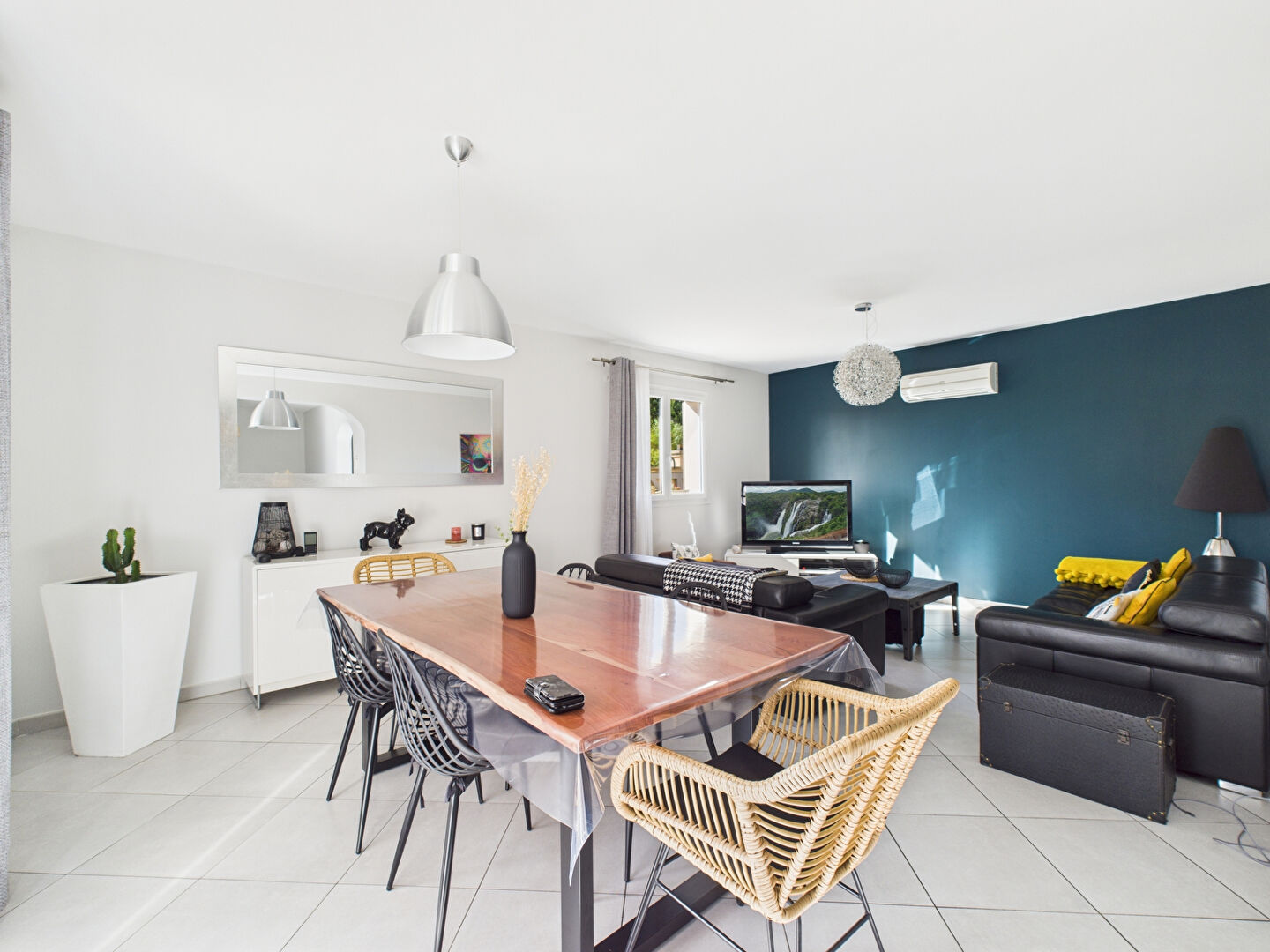 Photo MAISON ROCHEFORT DU GARD / 120 m2 environ - 4 chambres image 5/6