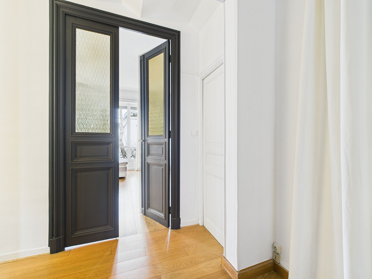 Agence immobilière de Cabinet House ,  Co - Cabinet House ,  Co