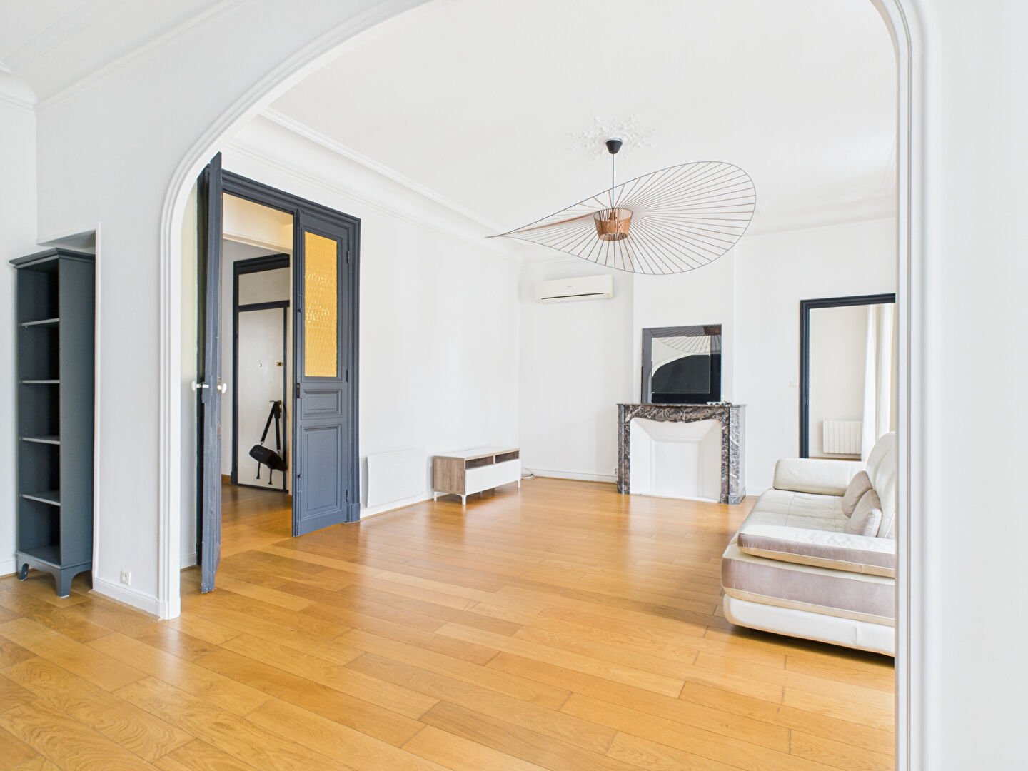 Agence immobilière de Cabinet House ,  Co - Cabinet House ,  Co