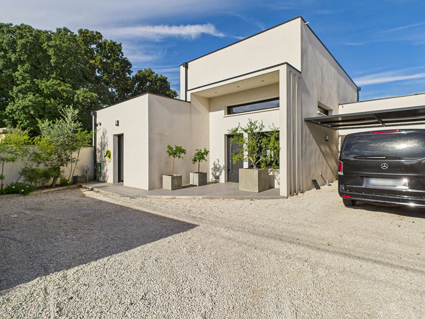 Agence immobilière de Cabinet House ,  Co - Cabinet House ,  Co