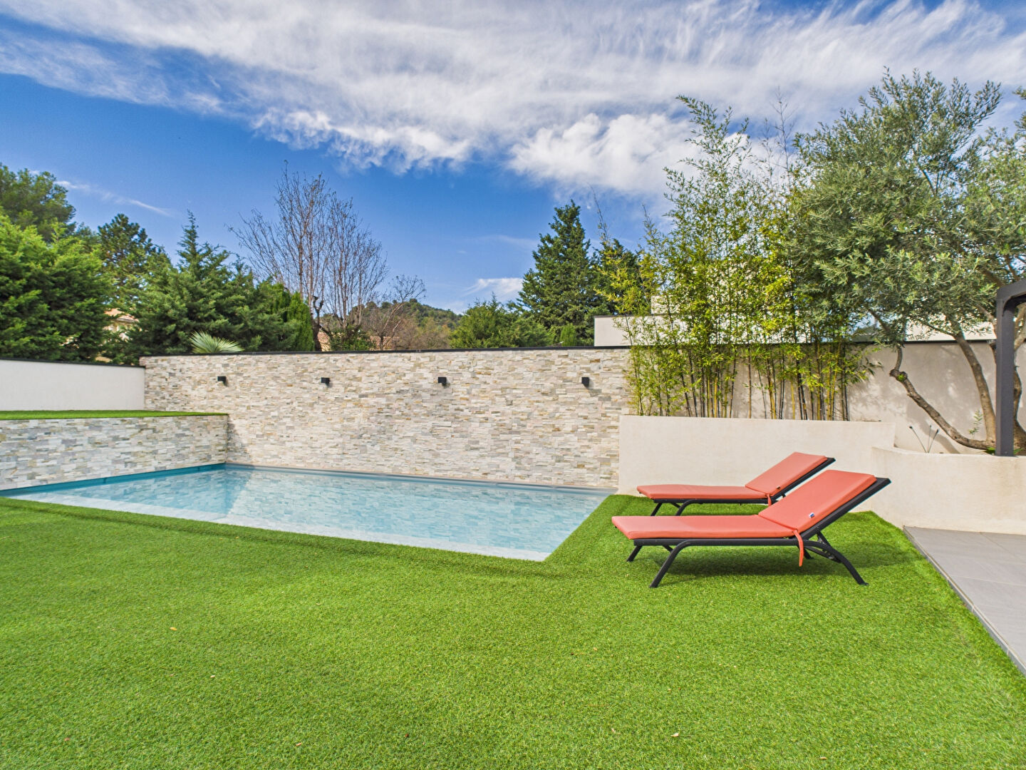 Agence immobilière de Cabinet House ,  Co - Cabinet House ,  Co