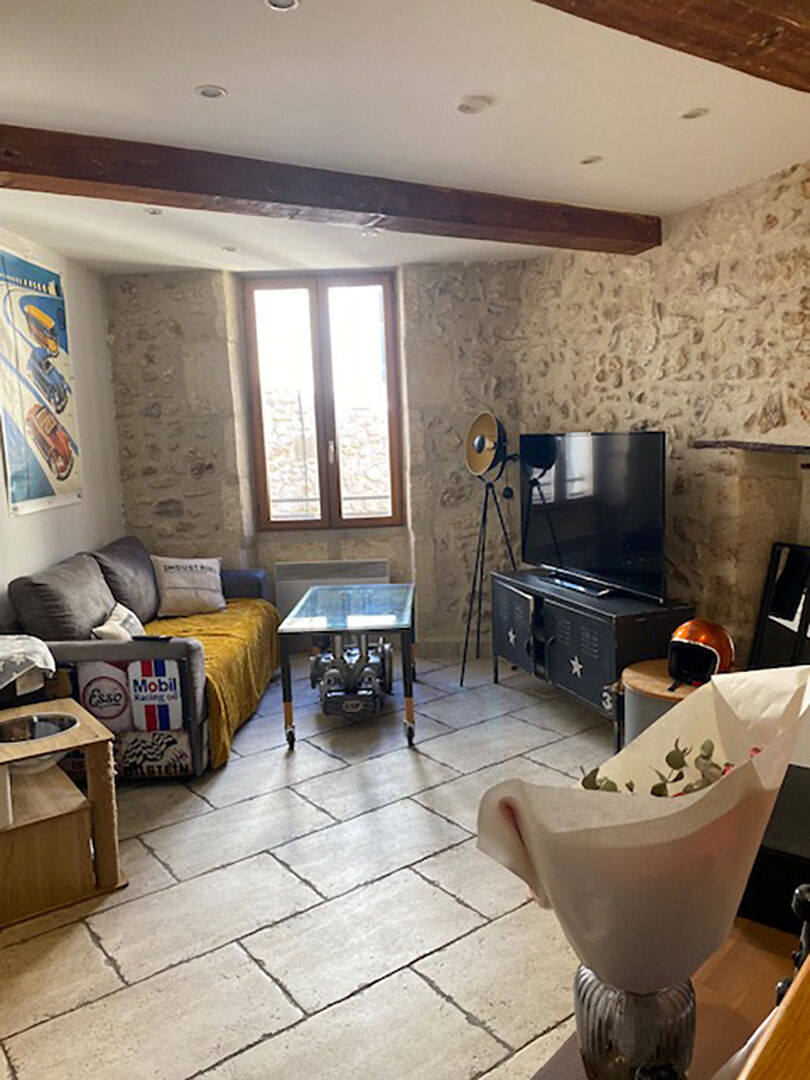 Maison  2 pièce(s) 65.71 m2