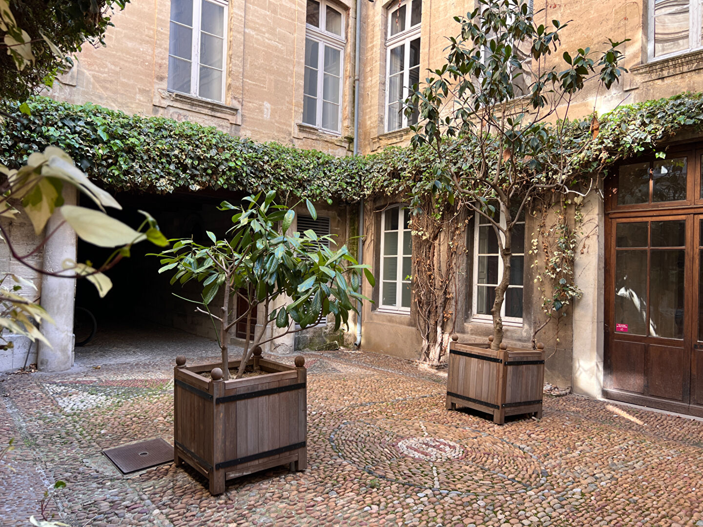 Agence immobilière de Cabinet House ,  Co - Cabinet House ,  Co