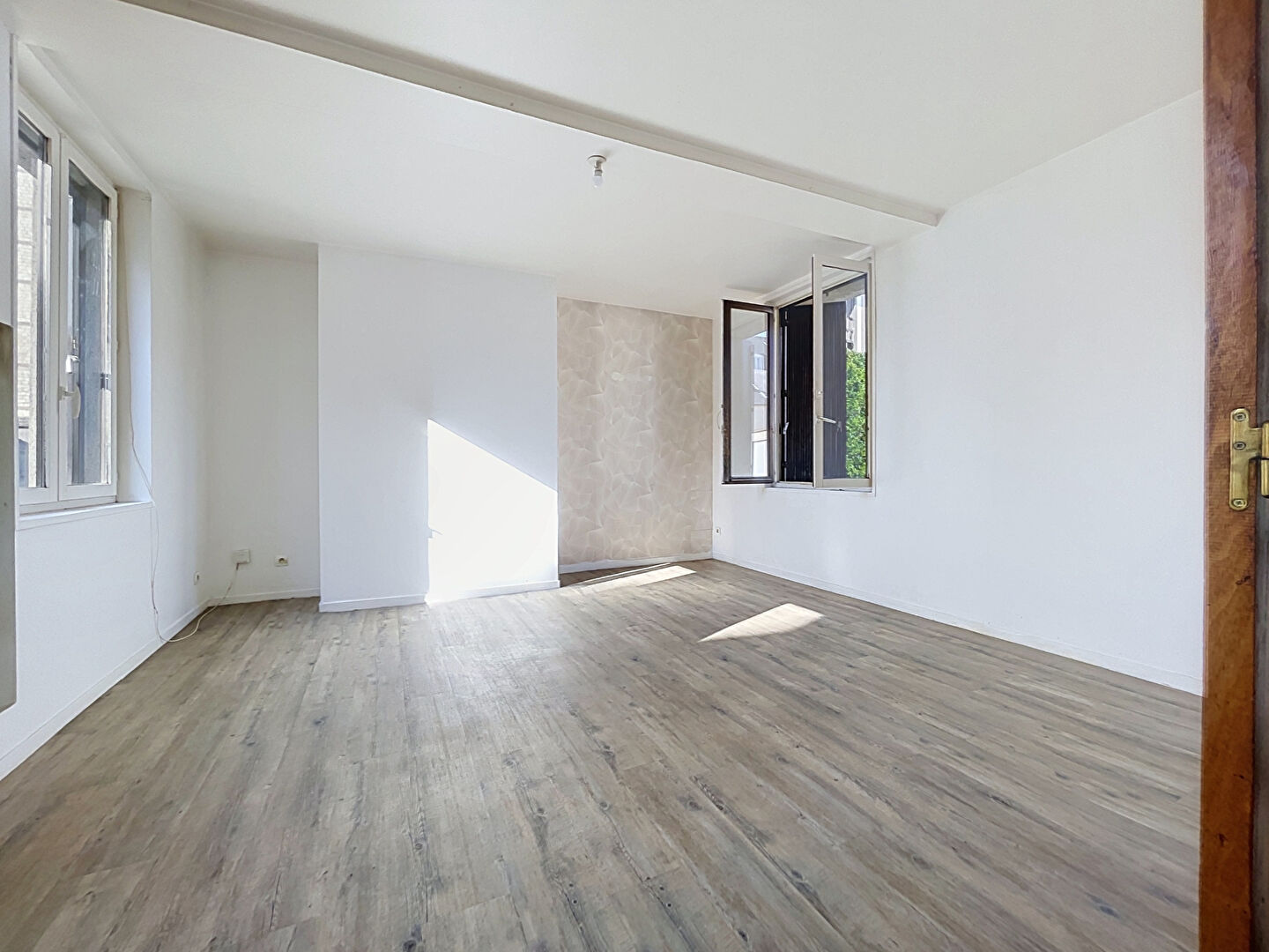 Agence immobilière de  Cabinet LEROUX - Cabinet LEROUX 
