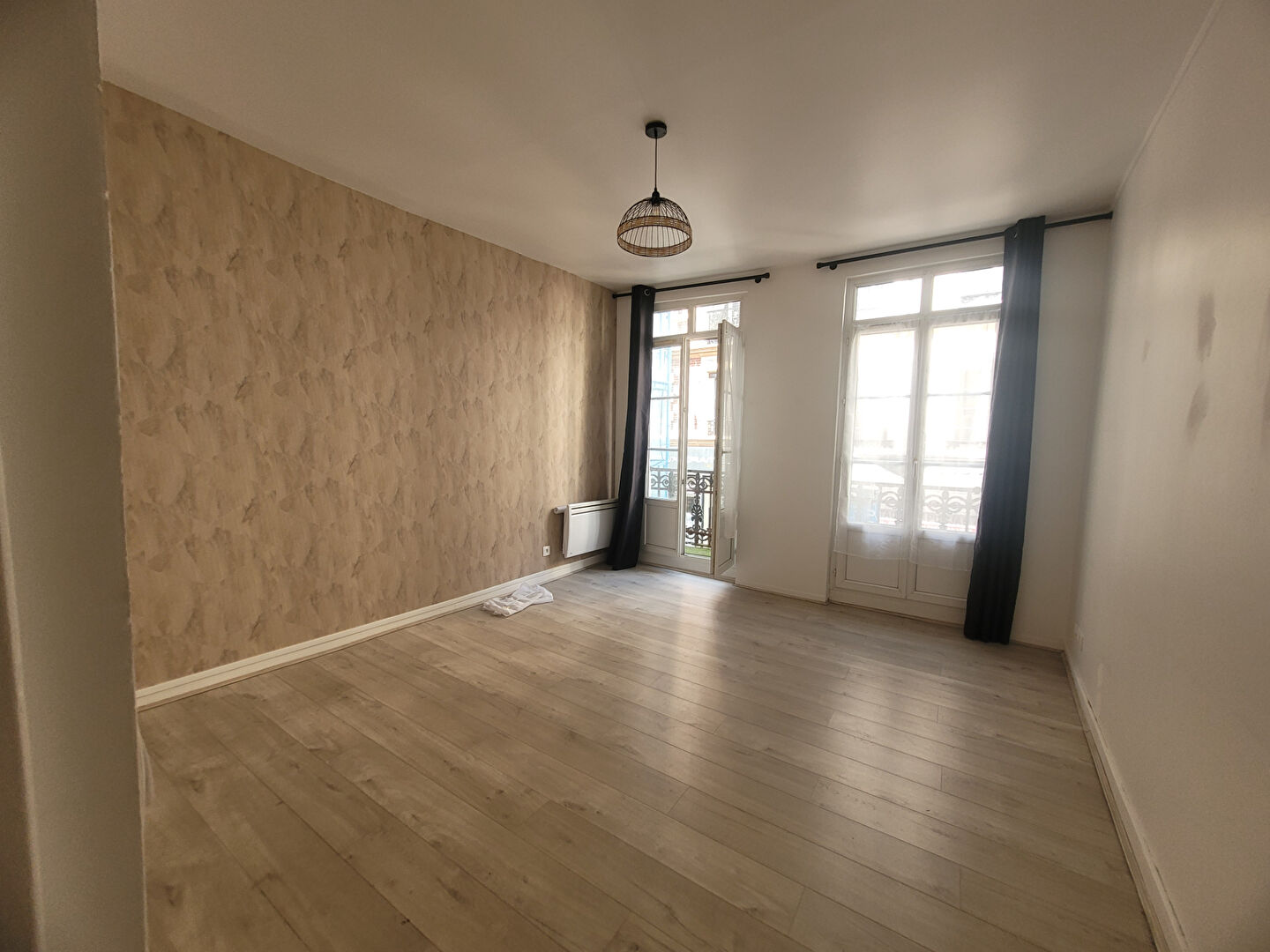 Agence immobilière de  Cabinet LEROUX - Cabinet LEROUX 
