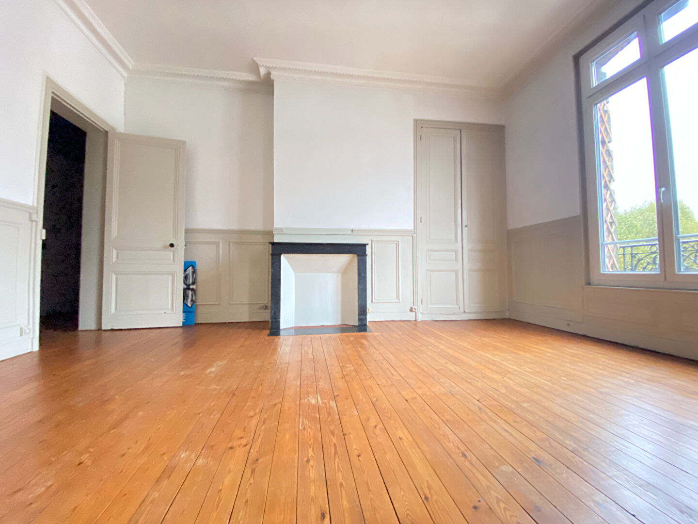 Photo ROUEN PLACE DES EMMUREES F3 image 2/6