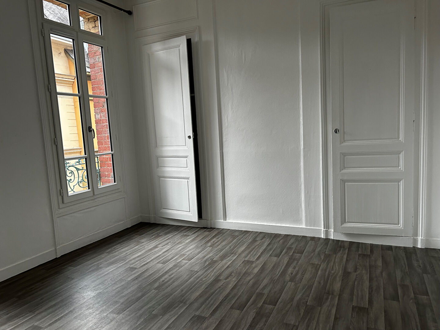 Agence immobilière de  Cabinet LEROUX - Cabinet LEROUX 
