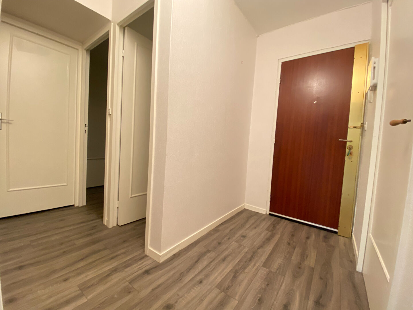 Photo SOTTEVILLE LES ROUEN F2 HOTEL DE VILLE image 6/6