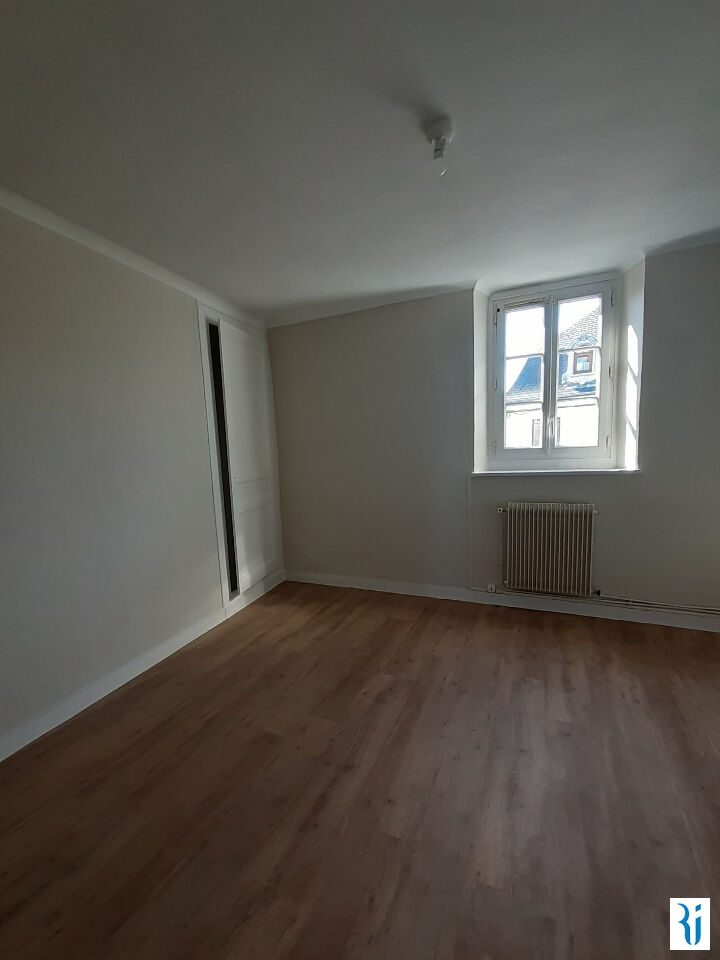 Photo PONT DE L'ARCHE 3 pièces image 5/6