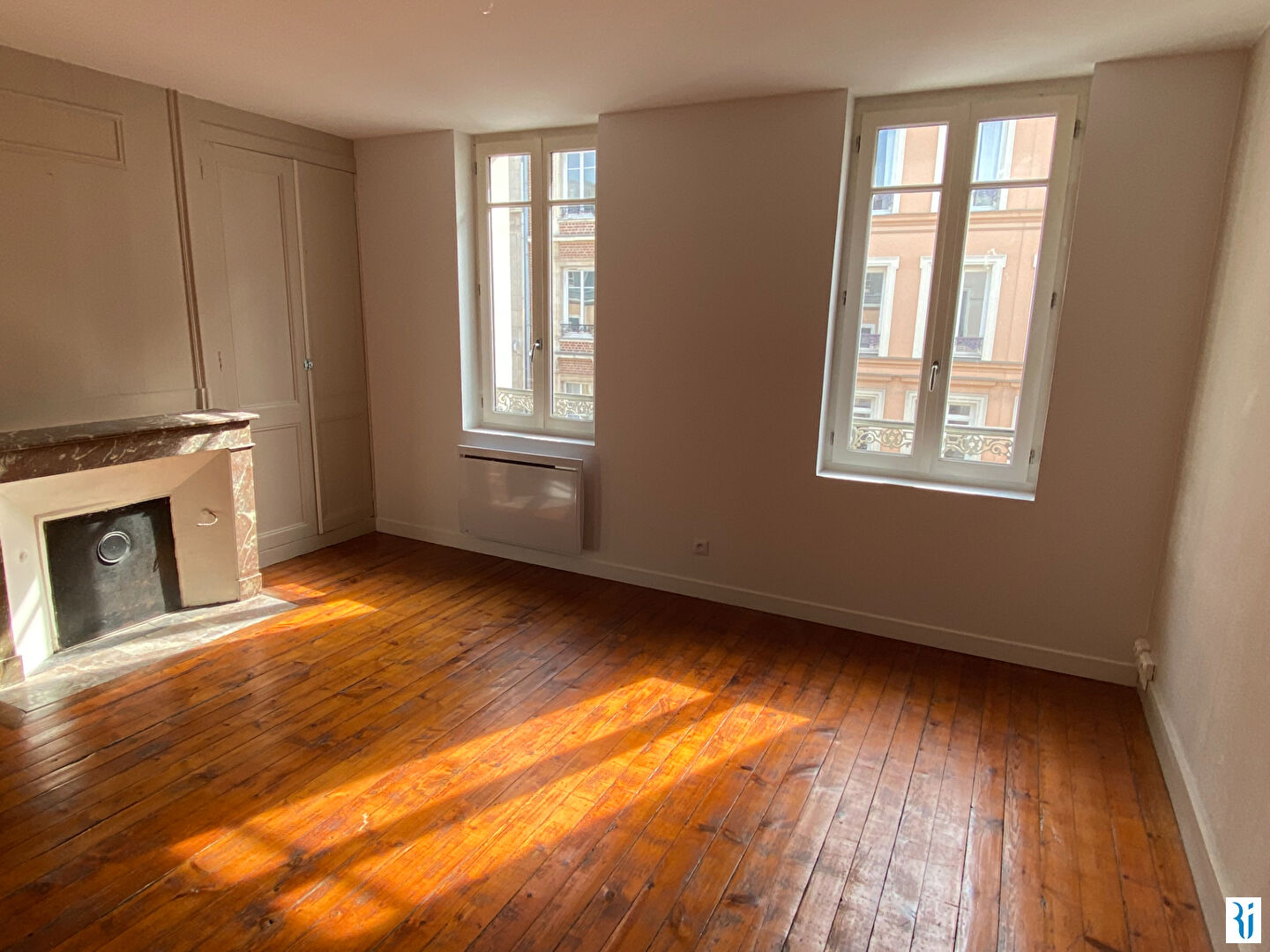 Agence immobilière de Cabinet Lintot et Associés - Ventes et Locations