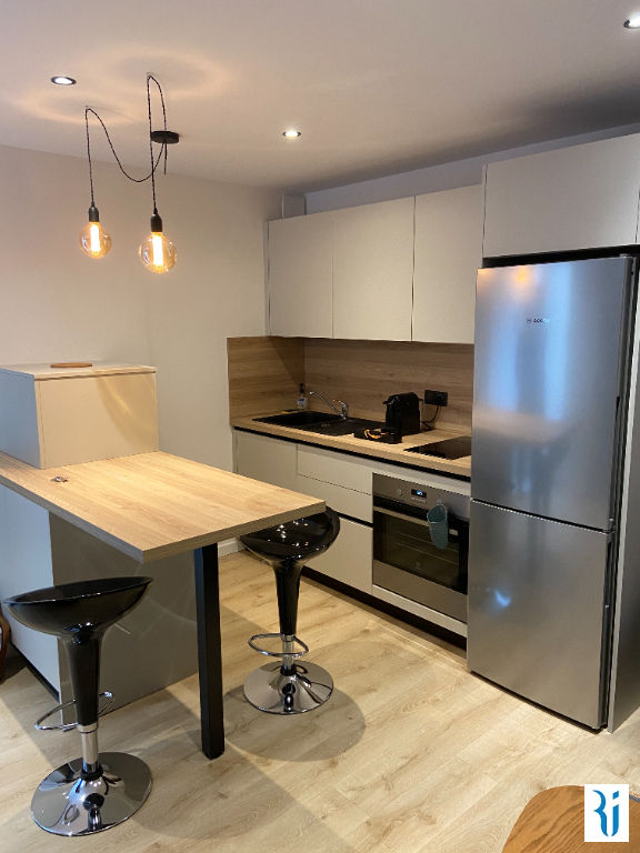 F1 meublé ROUEN (76000) 7 rue de l'Aître Saint Nicaise