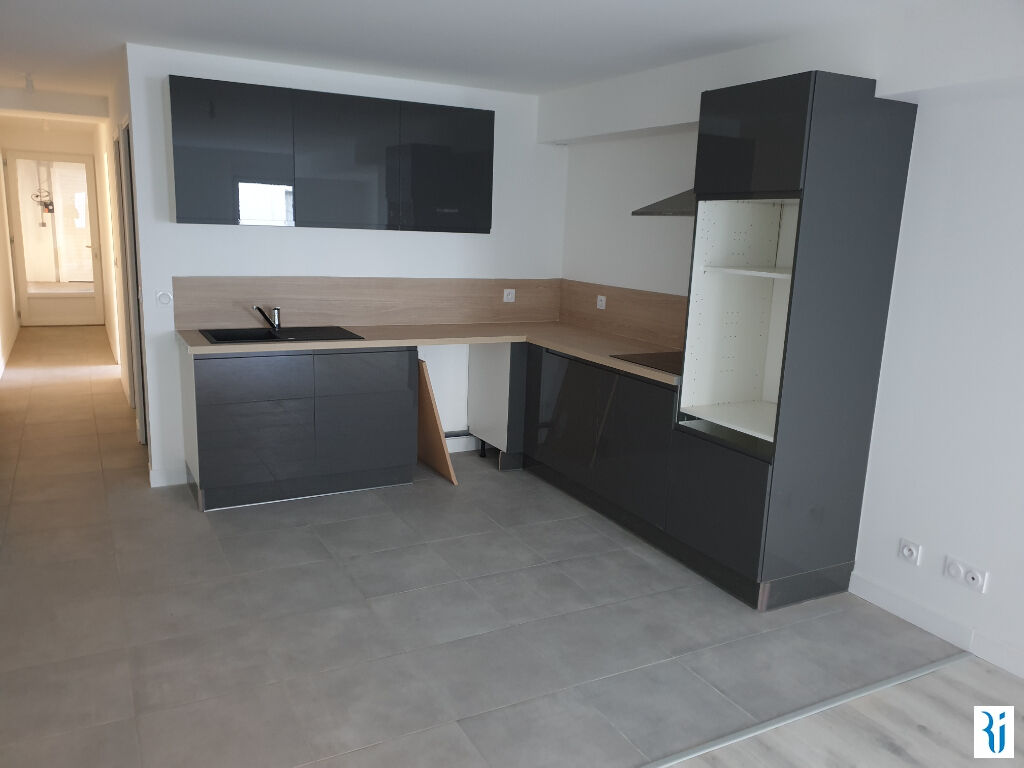 Photo SOTTEVILLE-LES-ROUEN : Appartement T3 rénové 81 m² avec garage et cave image 3/6
