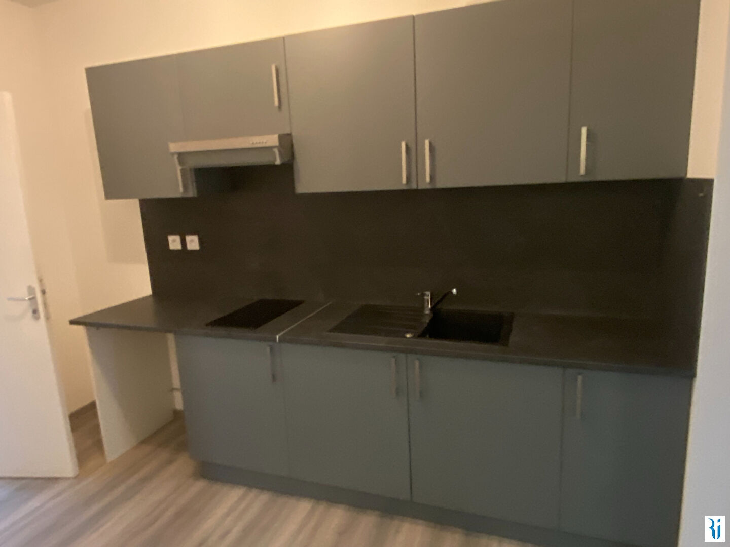 Photo F1 ROUEN (76100) 120 rue Lafayette image 3/6