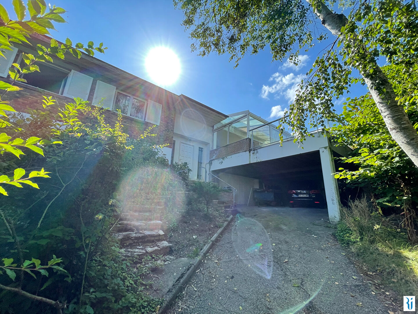 Photo BOIS-GUILLAUME - Maison individuelle d'environ 207 m² image 2/6