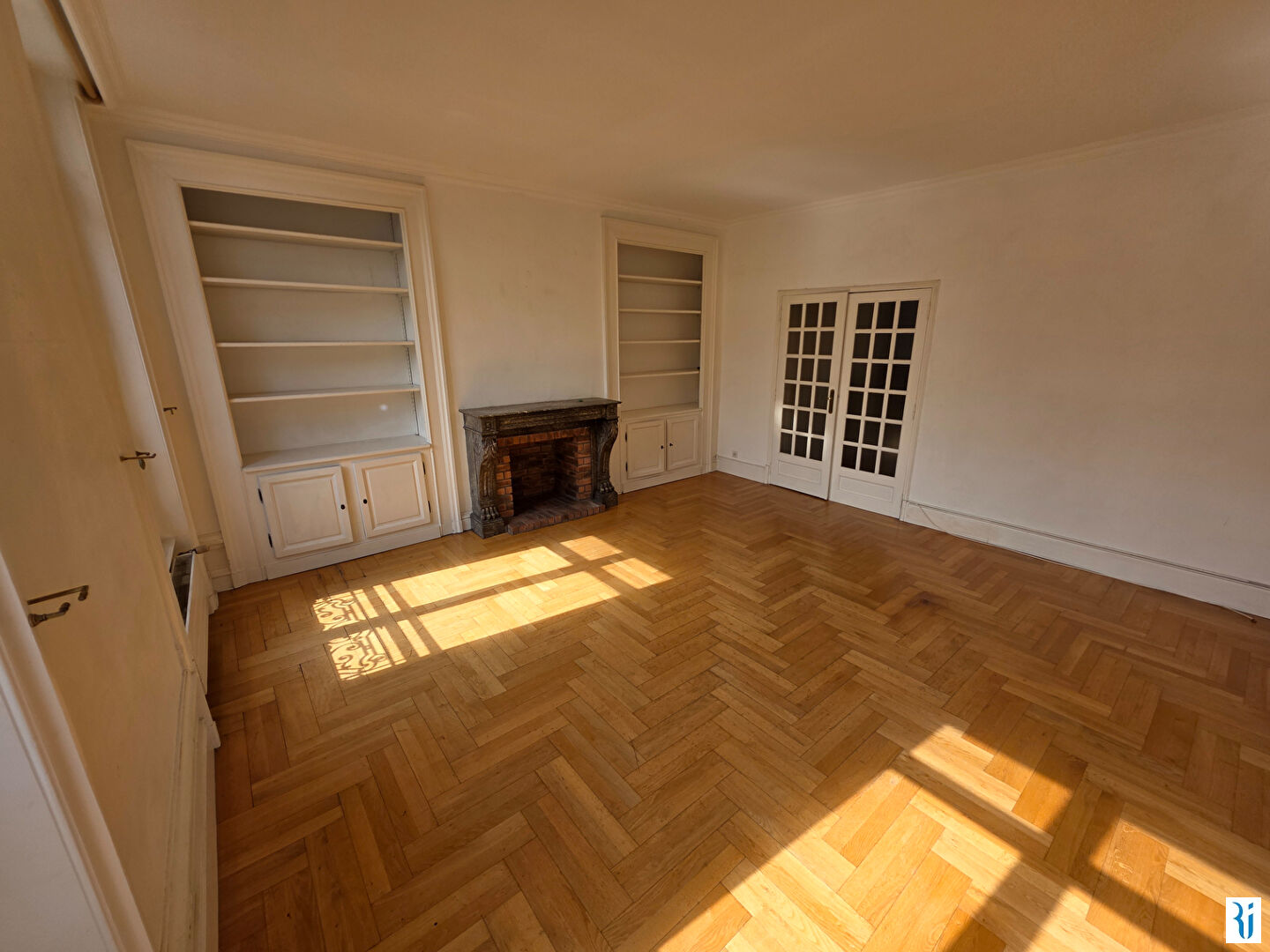 Photo Appartement Rouen 4 pièce(s) 119.56 m2 image 2/6