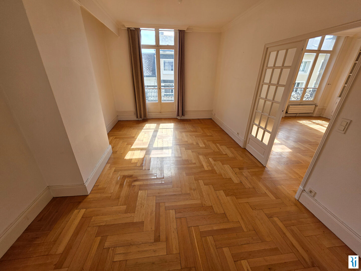 Photo Appartement Rouen 4 pièce(s) 119.56 m2 image 4/6