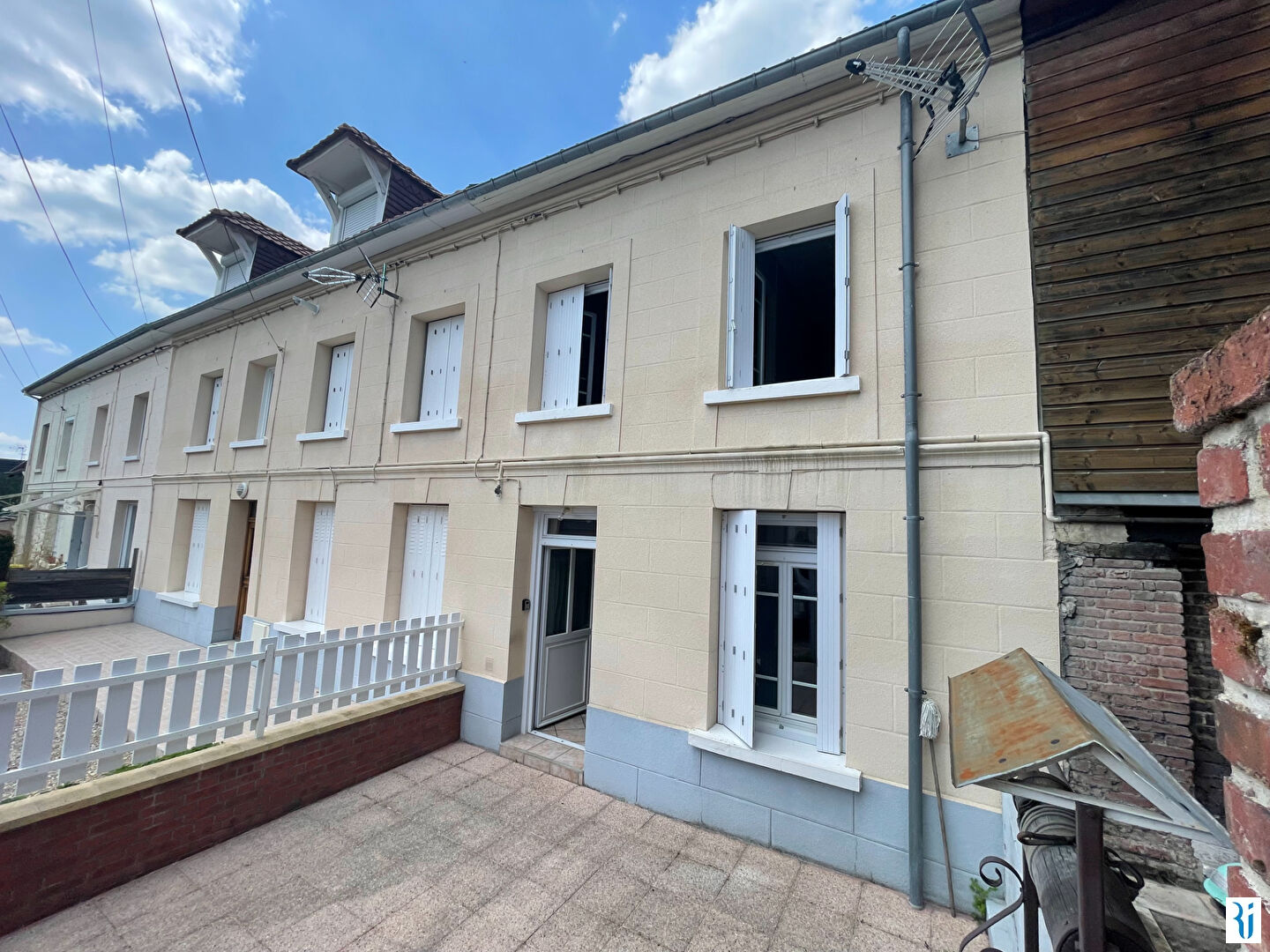 Agence immobilière de Cabinet Lintot et Associés - Ventes et Locations