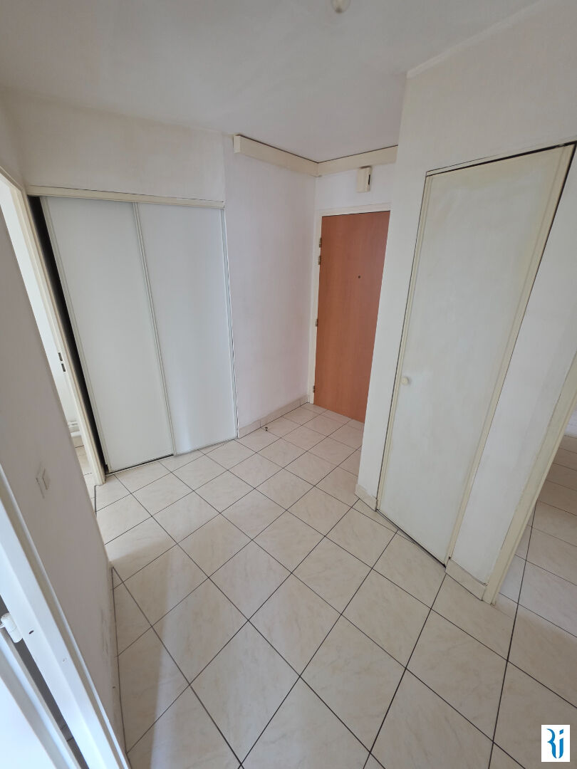 Photo Appartement Rouen 4 pièce(s) 79 m2 + 2 places de stationnement image 2/6