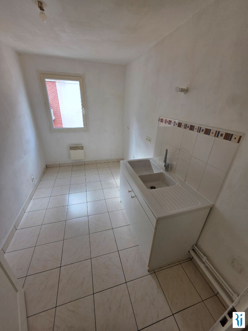 Photo Appartement Rouen 4 pièce(s) 79 m2 + 2 places de stationnement image 3/6