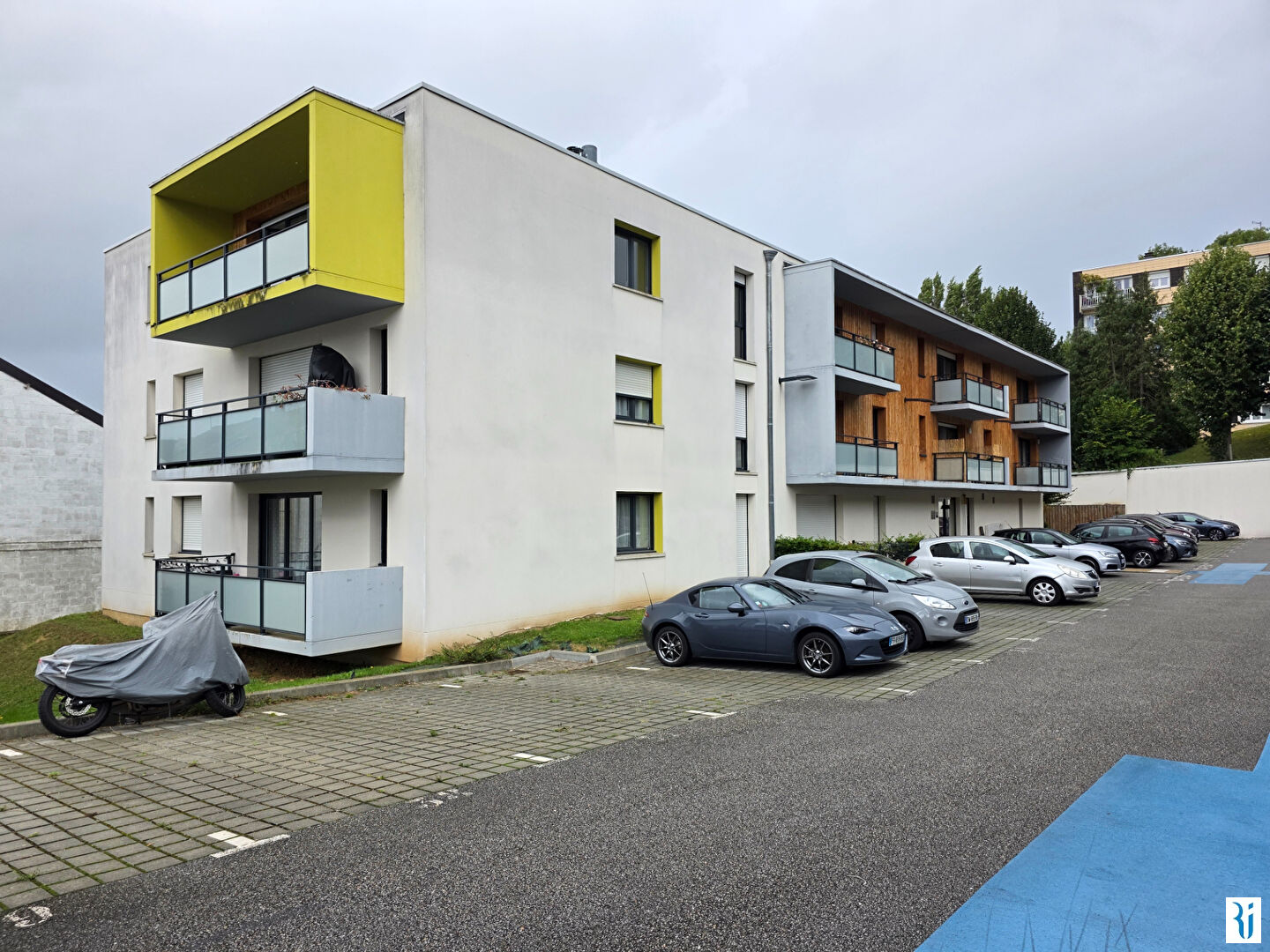 Photo Appartement Deville Les Rouen 3 pièce(s) 61.37 m2 + Place de stationnement + une cave image 2/6