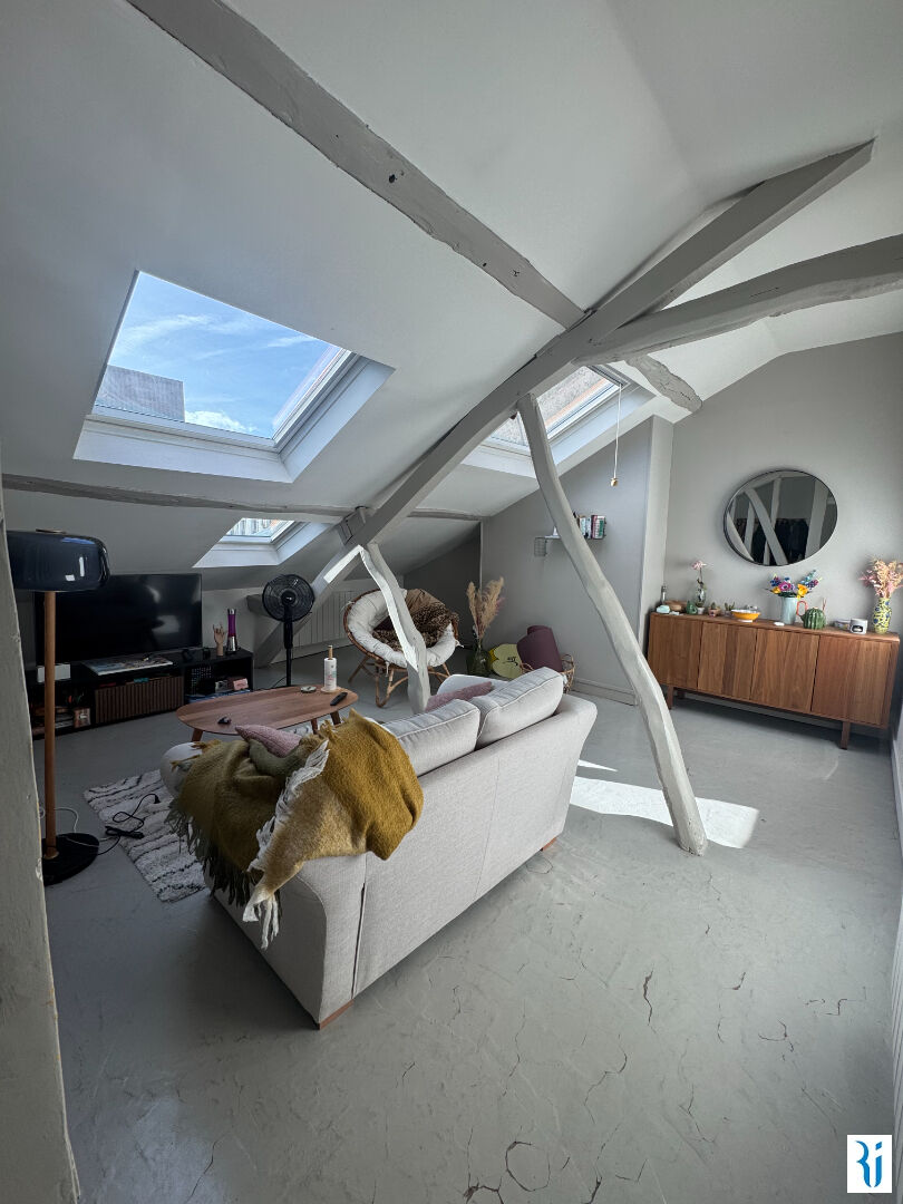 F2 ROUEN (76000) 16 et 16b rue flahaut