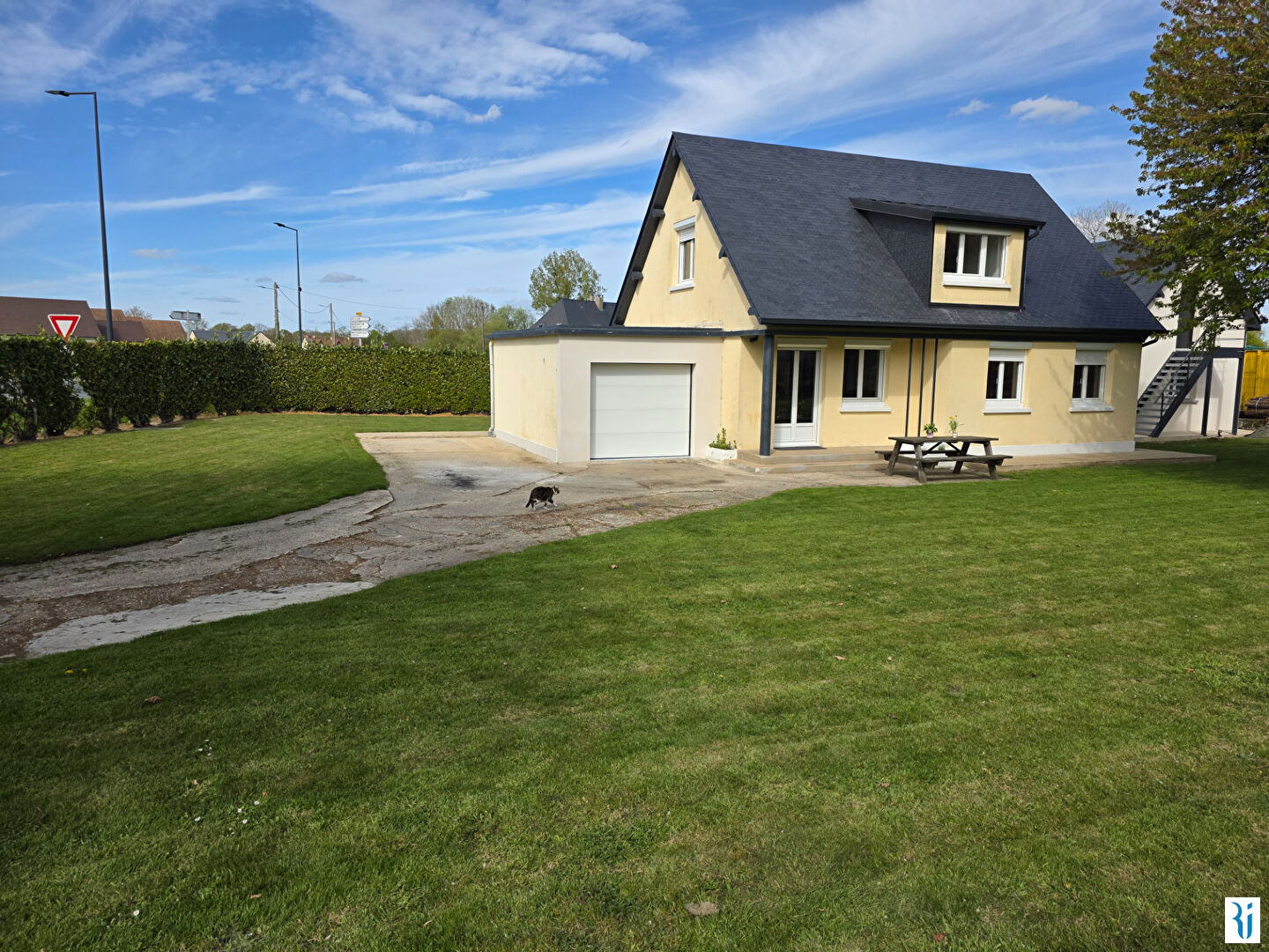 Agence immobilière de Cabinet Lintot et Associés - Ventes et Locations