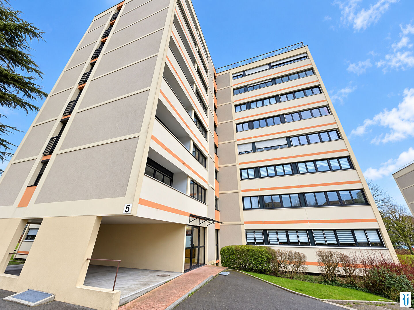 Agence immobilière de Cabinet Lintot et Associés - Ventes et Locations