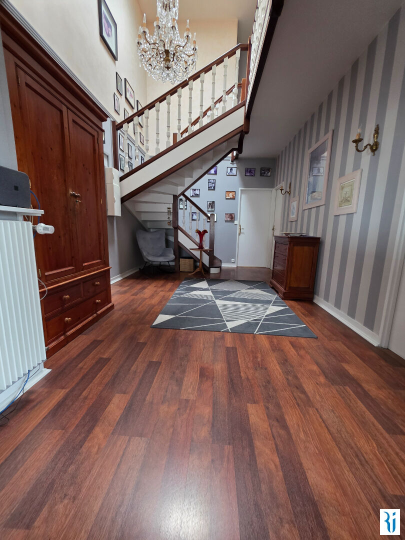 Agence immobilière de Cabinet Lintot et Associés - Ventes et Locations