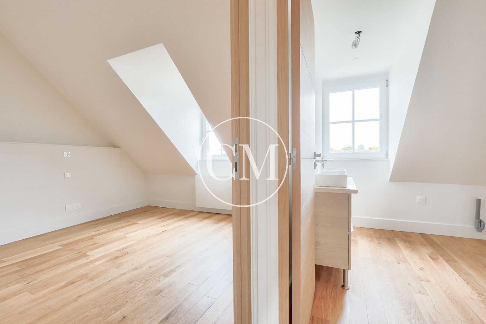 Photo VERSAILLES CHANTIERS APPARTEMENT image 4/6