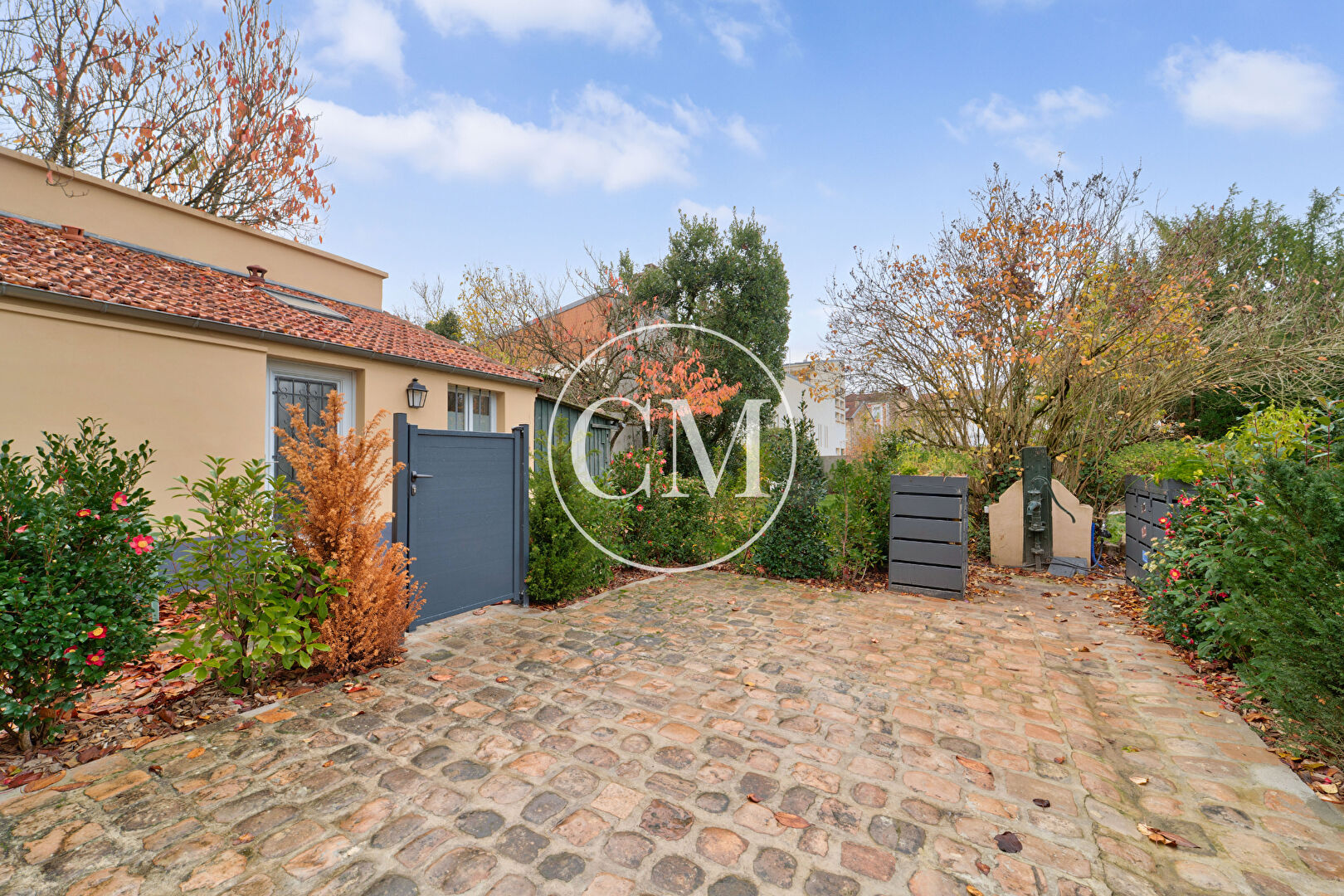 Photo VERSAILLES CHANTIERS BUREAUX image 5/6