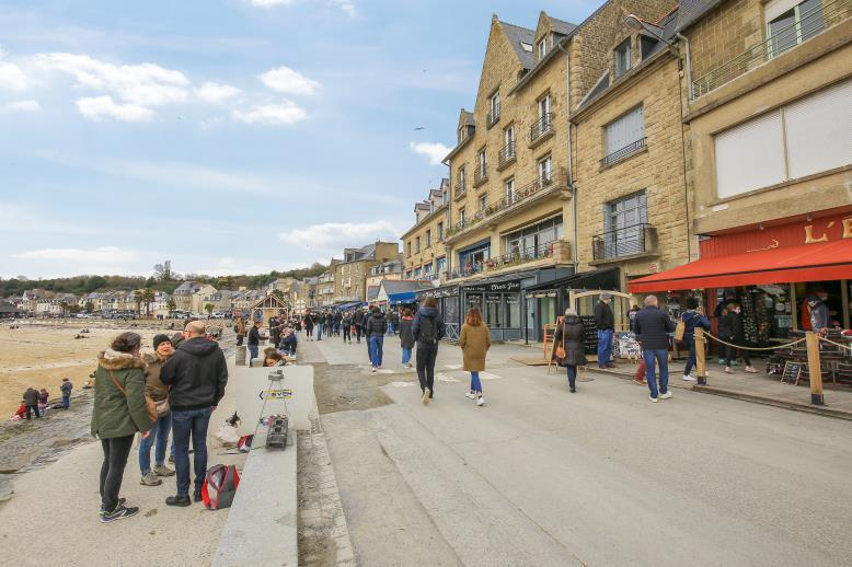 Photo CANCALE -  hypercentre - appartement 4 pièces 88.51m² - 2ème étage - stationnement. image 3/4