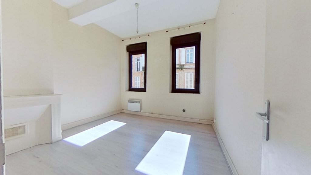 Photo Faubourg Lacapelle appartement T2  à louer image 5/6