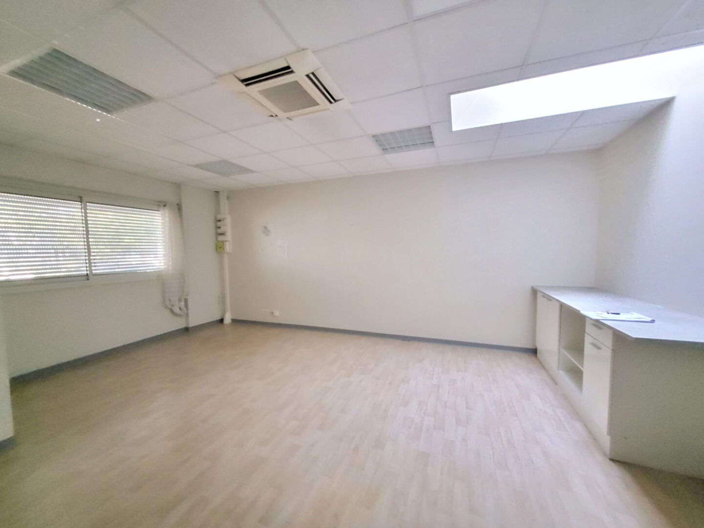 Photo Bureaux Montauban 38.21 m2 image 2/4